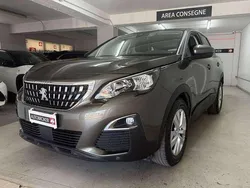 Grigio Usata 2019 Peugeot 3008 Business-Line SUV | 16.100 € (Ottimo prezzo)