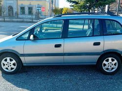 Usata 2003 Opel Zafira Elegance Monovolume | 1500 € (Cara)