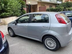 Grigio Usata 2008 Fiat Grande Punto Active Due volumi | 3200 € (Buon prezzo)
