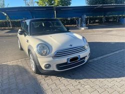 Bianco Usata 2011 Mini Cooper Due volumi | 4000 € (Ottimo prezzo)