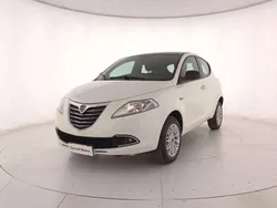 Bianco Usata 2014 Lancia Ypsilon Gold Due volumi | 7100 € (Buon prezzo)