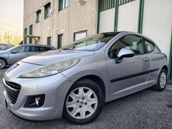 Argento Usata 2010 Peugeot 207 Sport Tre volumi | 2499 € (Ottimo prezzo)