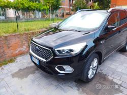 Nero Usata 2019 Ford Kuga Vignale SUV | 17.500 € (Buon prezzo)