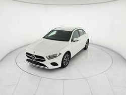 Bianco Nuova 2026 Mercedes A180 Executive Tre volumi | 31.800 € (Buon prezzo)