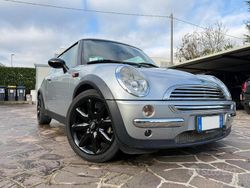 Grigio Usata 2003 Mini Cooper Due volumi | 5000 € (Molto cara)