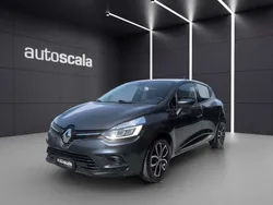 Grigio Usata 2017 Renault Clio IV Intens Tre volumi | 8990 € (Buon prezzo)