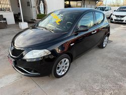 Nero Usata 2016 Lancia Ypsilon Silver Due volumi | 7490 € (Buon prezzo)