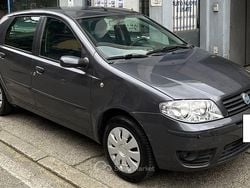 Grigio Usata 2005 Fiat Punto Tre volumi | 2000 € (Buon prezzo)