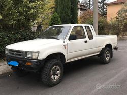 Usata 1994 Toyota HiLux Pick-up | 14.000 €