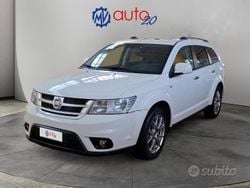 Bianco Usata 2013 Fiat Freemont Lounge SUV | 9900 € (Cara)