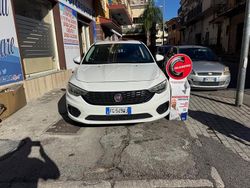 Bianco Usata 2017 Fiat Tipo Lounge Tre volumi | 3950 €