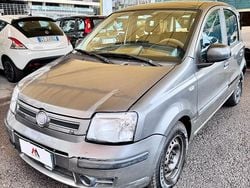 Grigio Usata 2011 Fiat Panda Dynamic Tre volumi | 1900 € (Buon prezzo)