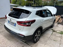 Bianco Usata 2018 Nissan Qashqai SUV | 16.000 €