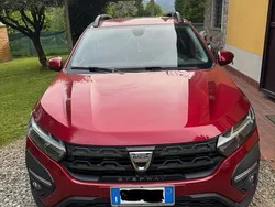 Rosso Usata 2022 Dacia Sandero Stepway Due volumi | 14.800 € (Buon prezzo)
