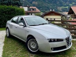 Argento Usata 2008 Alfa Romeo 159 Progression Tre volumi | 3850 € (Cara)