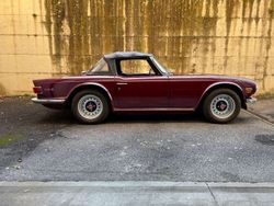 Carmin red Usata 1973 Triumph TR6 Cabrio | 31.000 €