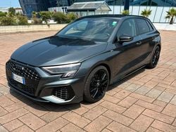 Grigio Usata 2022 Audi A3 Black Edition Tre volumi | 27.000 €