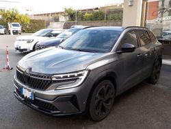 Grigio scuro Usata 2024 Renault Austral Esprit Alpine SUV | 28.000 € (Ottimo prezzo)