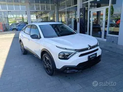 Nuova 2025 Citroën C4 Tre volumi | 23.750 € (Ottimo prezzo)