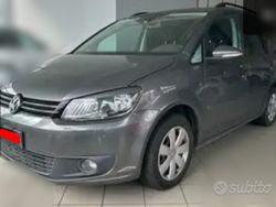 Grigio Usata 2014 VW Touran Monovolume | 7000 € (Buon prezzo)
