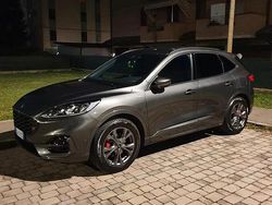 Grigio Usata 2021 Ford Kuga ST-Line X SUV | 24.998 € (Molto cara)