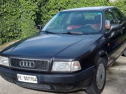 Nero Usata 1992 Audi 80 Tre volumi | 4000 €