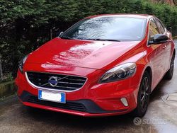 Rosso Usata 2015 Volvo V40 R-Design Momentum Tre volumi | 13.800 €