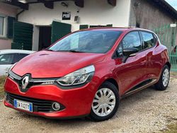 Rosso Usata 2014 Renault Clio IV Tre volumi | 5890 € (Buon prezzo)