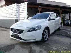 Bianco Usata 2016 Volvo V40 Station wagon | 8499 € (Ottimo prezzo)