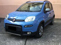 Blu/azzurro Usata 2016 Fiat Panda 4x4 S Due volumi | 9990 € (Ottimo prezzo)