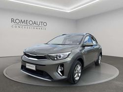 Grigio(met.) Usata 2021 Kia Stonic Urban SUV | 14.300 € (Buon prezzo)
