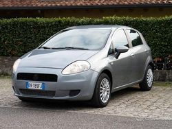 Grigio Usata 2009 Fiat Grande Punto Due volumi | 3900 € (Buon prezzo)