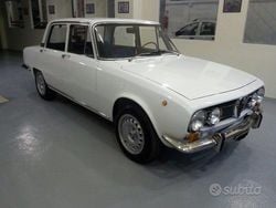 Bianco Usata 1970 Alfa Romeo 1750 Tre volumi | 20.000 €