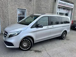 Blu Usata 2022 Mercedes V220 Monovolume | 52.490 € (Molto cara)
