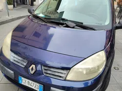 Usata 2006 Renault Scénic II Monovolume | 800 € (Buon prezzo)