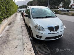 Bianco Usata 2012 Lancia Musa Monovolume | 2050 €