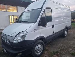 Bianco Usata 2012 Iveco Daily Furgone | 7400 € (Super prezzo)