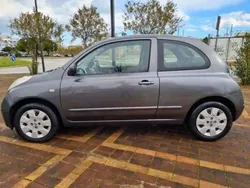 Grigio Usata 2006 Nissan Micra Comfort Due volumi | 950 € (Ottimo prezzo)