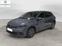 Grigio Usata 2022 VW Polo Life Tre volumi | 15.000 € (Buon prezzo)