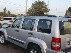 Grigio Usata 2013 Jeep Cherokee SUV | 11.900 € (Buon prezzo)