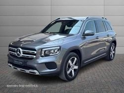 Grigio Usata 2021 Mercedes GLB200 SUV | 31.900 € (Buon prezzo)
