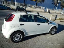 Bianco Usata 2015 Fiat Grande Punto Due volumi | 7500 €