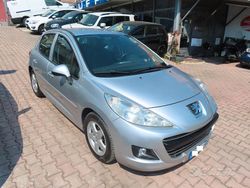 Grigio Usata 2010 Peugeot 207 Tre volumi | 3500 € (Ottimo prezzo)