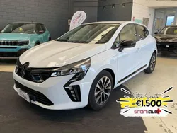Bianco Usata 2024 Mitsubishi Colt Invite Due volumi | 15.900 € (Buon prezzo)