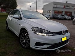 Bianco Usata 2018 VW Golf Highline Tre volumi | 11.800 € (Molto cara)