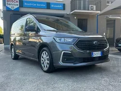 Grigio Usata 2023 Ford Tourneo Connect Titanium Monovolume | 27.990 € (Buon prezzo)