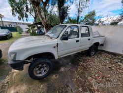 Blu Usata 1989 Toyota HiLux Pick-up | 6000 €