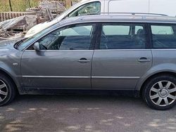 Usata 2001 VW Passat Highline Station wagon | 1490 € (Buon prezzo)
