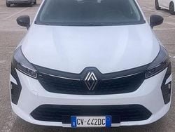 Bianco Usata 2024 Renault Clio V Due volumi | 12.500 € (Super prezzo)