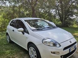 Bianco Usata 2013 Fiat Grande Punto Due volumi | 5500 € (Cara)